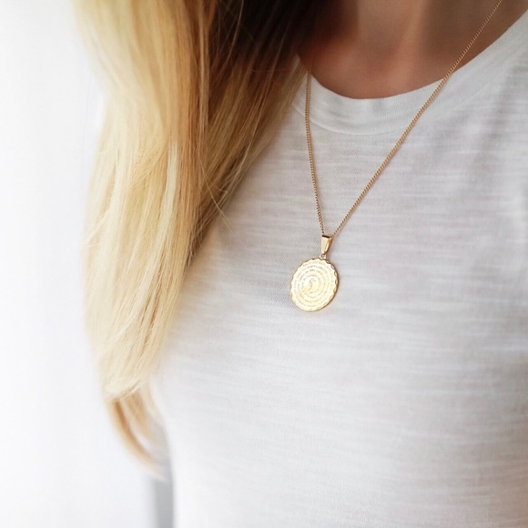 Mary Prayer Necklace | 18k Gold Filled - Picture 7 of 7